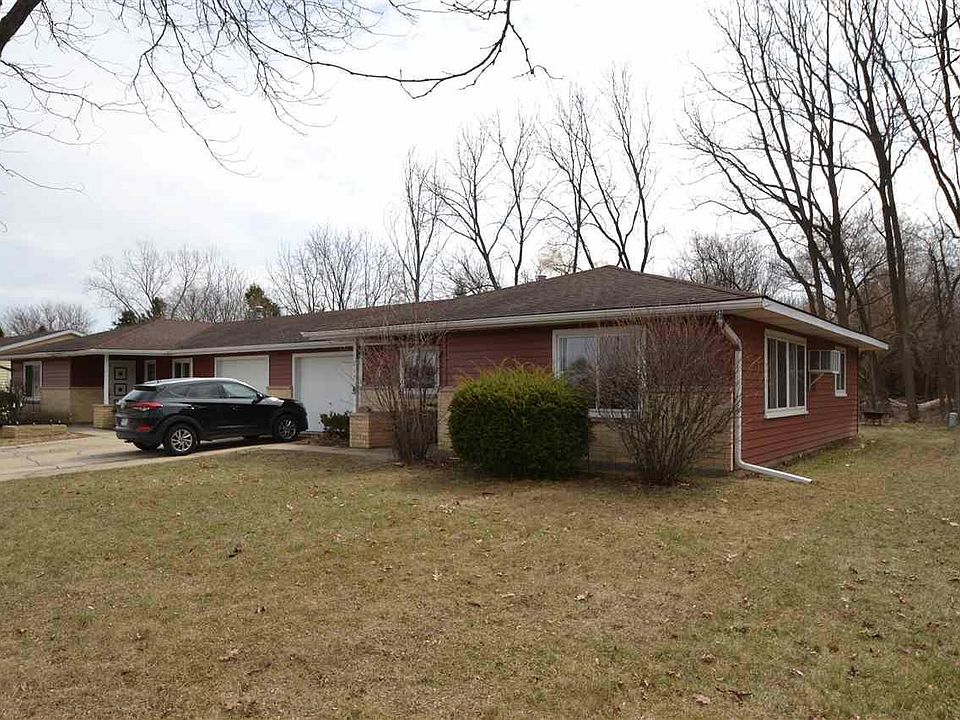 2nd image of 217 Washburn Rd