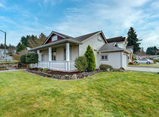 7048 Freeport Ln NE, Bremerton, WA 98311