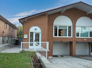 237 Apache Trl, Toronto, ON M2H2W3