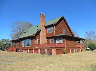 175 Tobacco Rd, Hubert, NC 28539