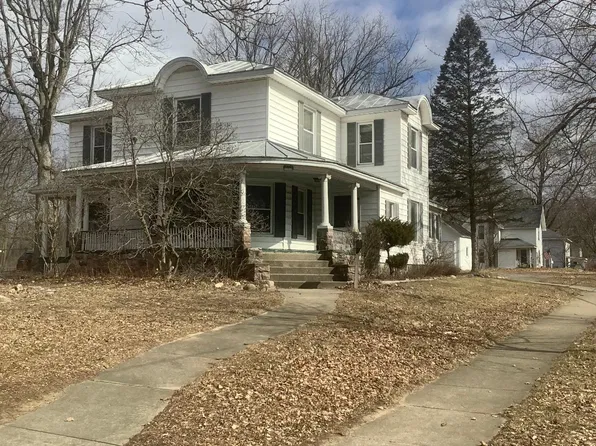 125 Oak St, Hillsdale, MI 49242