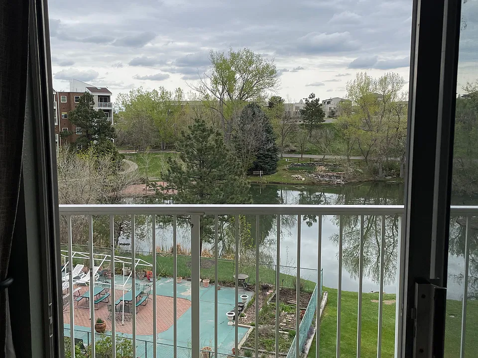 1250 Golden Cir #404