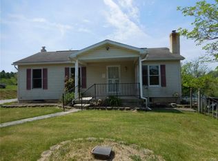 7030 Country Spring Rd, New Tripoli, PA 18066