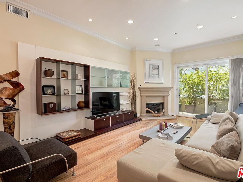 1st image of 132 S Maple Dr Unit 101