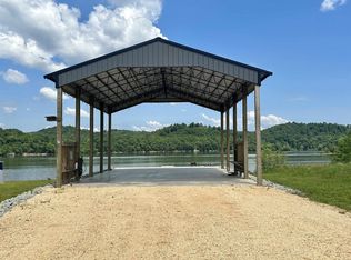 2531 Hardin Bottom River Rd, Clifton, TN 38425