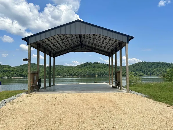 2531 Hardin Bottom River Rd, Clifton, TN 38425