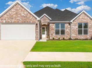 2846 N Grey Squirrel Dr, Fayetteville, AR 72704