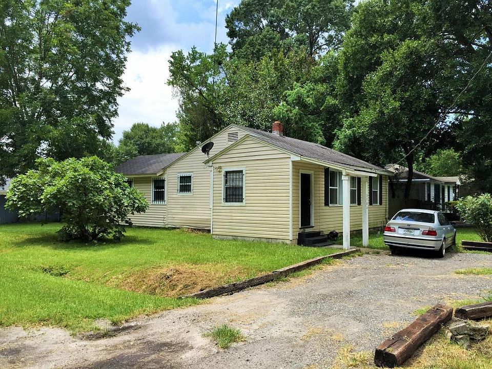 2nd image of 3504 Westwood St