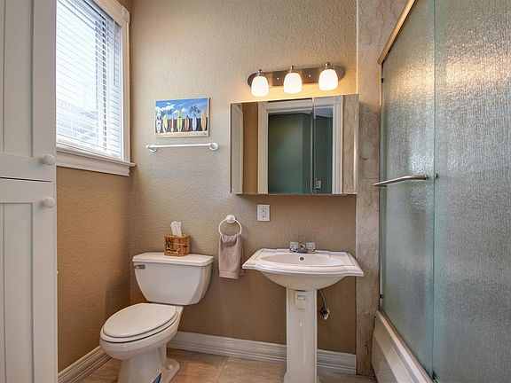 Main Floor BR 1 Bath