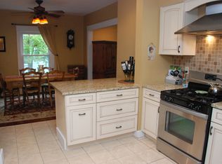 117 E Davis St, Yellow Springs, OH