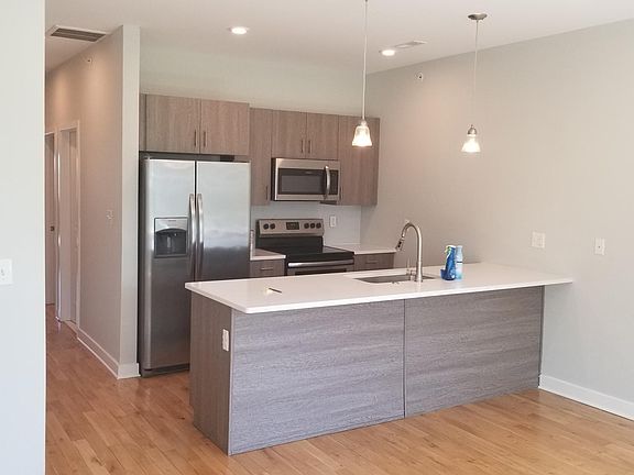 2nd image of 2037 N College Ave #C