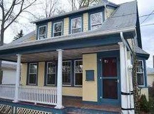 2 Dorchester Ter, New Haven, CT 06512