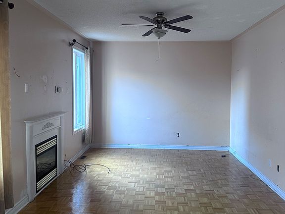 2nd image of 316 Mountainash Rd W
