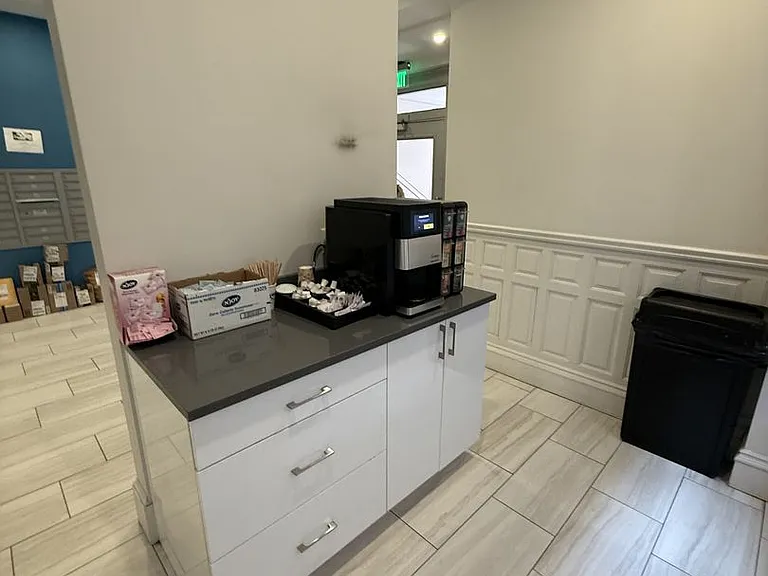 11 Queensberry St #2B — Photo 9
