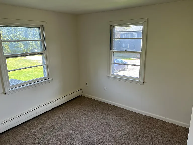 400 Portsmouth Ave #1 — Photo 3