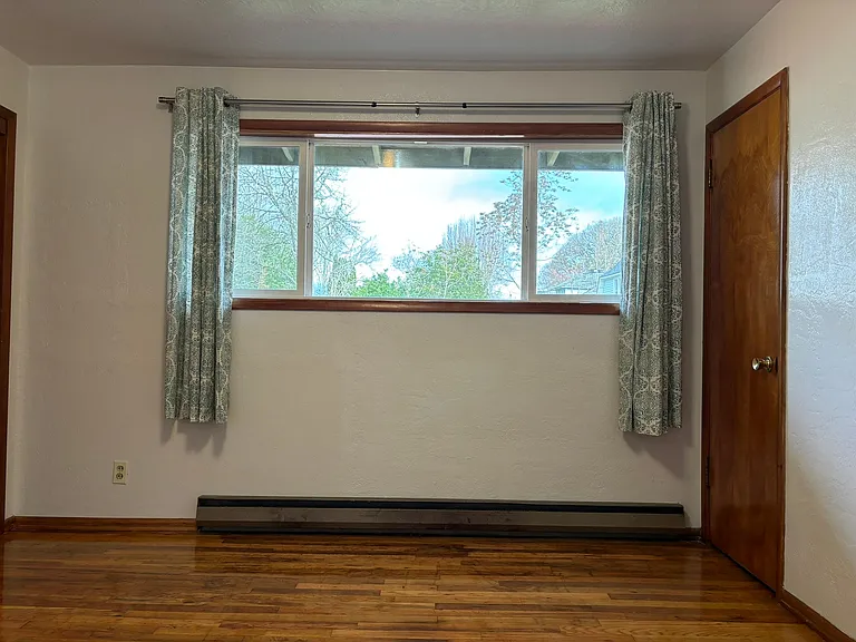 305-313 14th St SE #5 — Photo 14