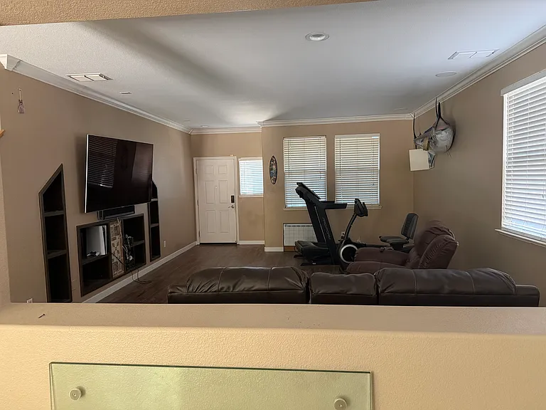 2127 Arnold Dr — Photo 11