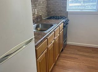 102-14 159th Rd #2, Howard Beach, NY 11414