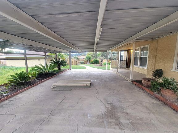 4th image of 6055 48th St