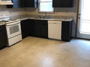 103 Osterhage Dr APT E, Waterloo, IL 62298