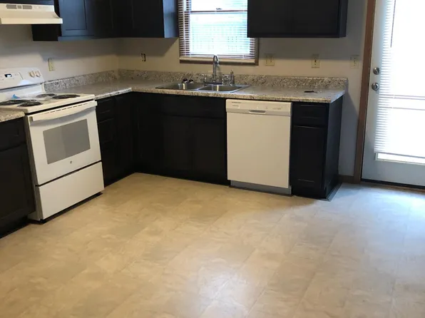 103 Osterhage Dr APT E, Waterloo, IL 62298