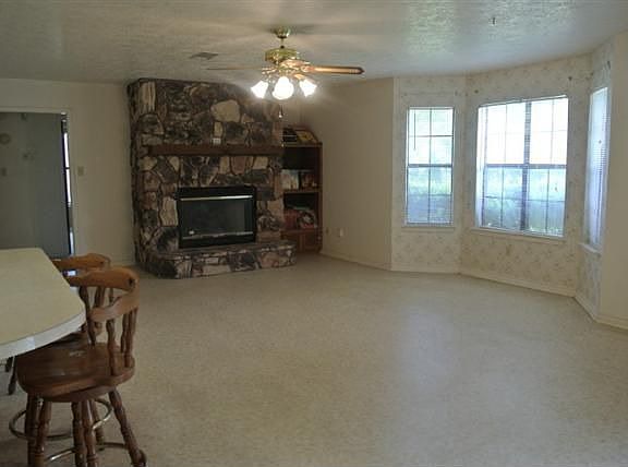 5th image of 106 Darla Dr