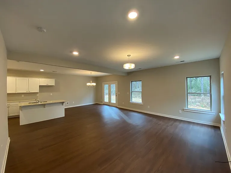 7950 Saint James Dr — Photo 14