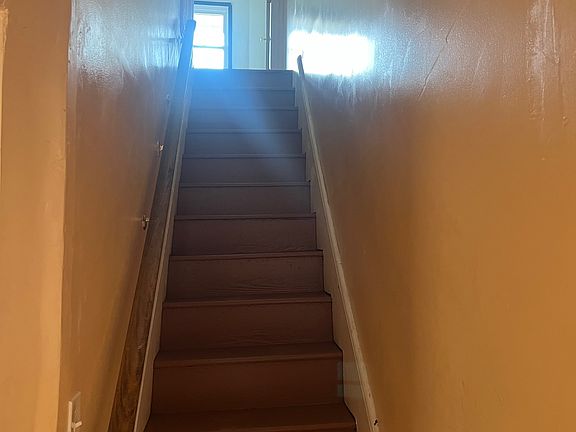 3rd image of 411 McDowell Ave