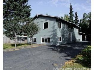 7641 Blackberry St, Anchorage, AK 99502