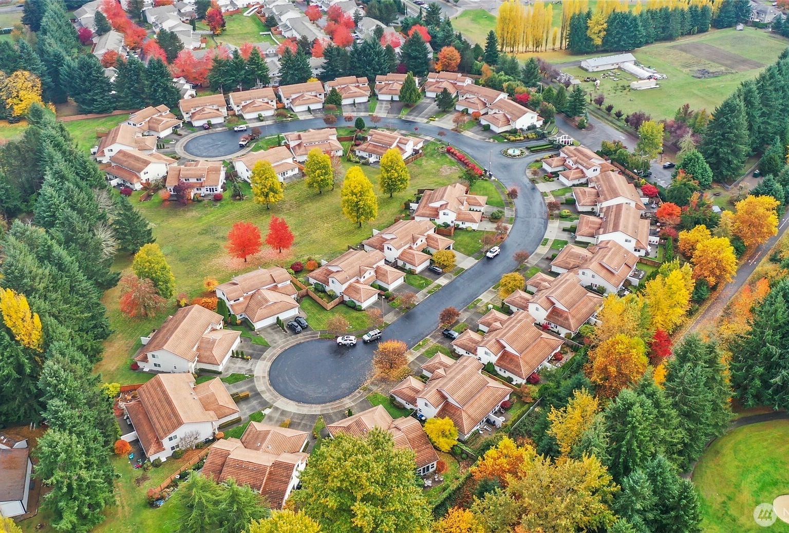 6605 Riviera Court SE