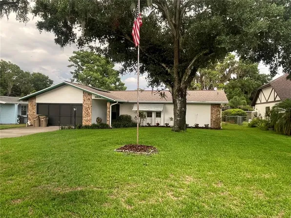 35624 Calla Ct, Leesburg, FL 34788