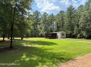 70 White Tail Rd, Union Church, MS 39668