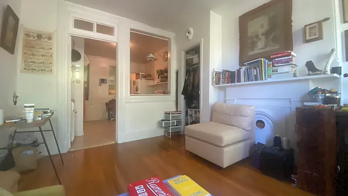 Rented by SIMPLR | media 9