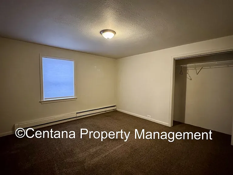 115 E Broadway — Photo 7