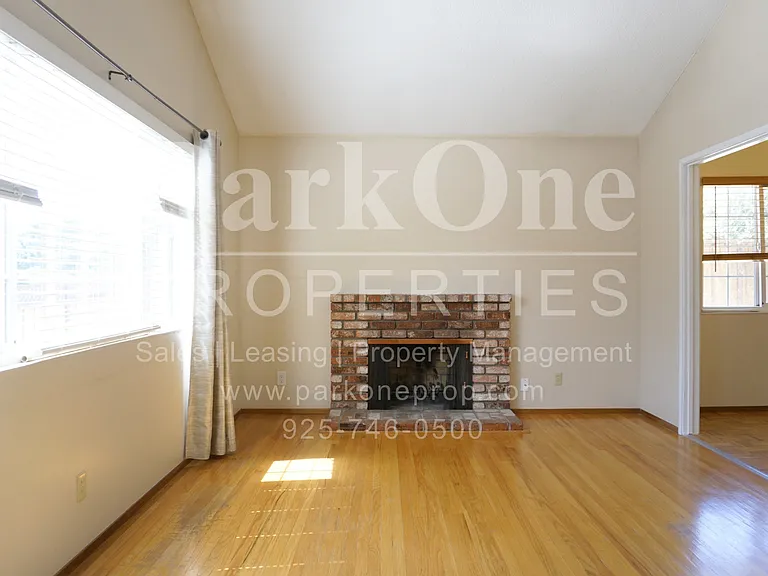 2119 Norse Dr — Photo 3