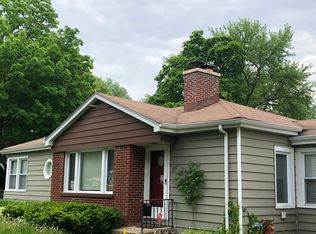 587 Princeton St, Des Plaines, IL 60016