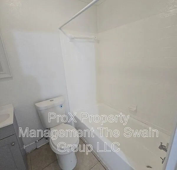 218 Florida Ave #7 — Photo 7