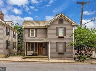 10 S Farquhar St, Union Bridge, MD 21791