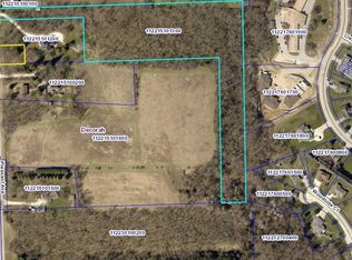 Pleasant Ave, Decorah, IA 52101