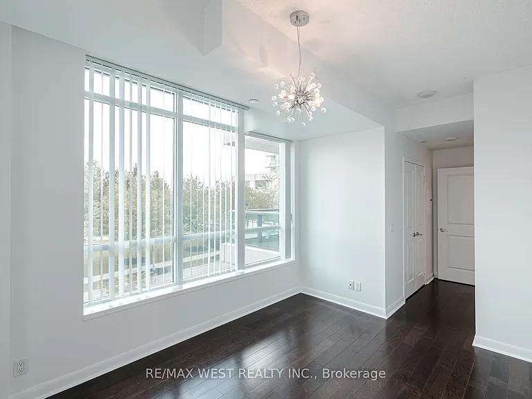 215 Sherway Gardens Rd #212 — Photo 7