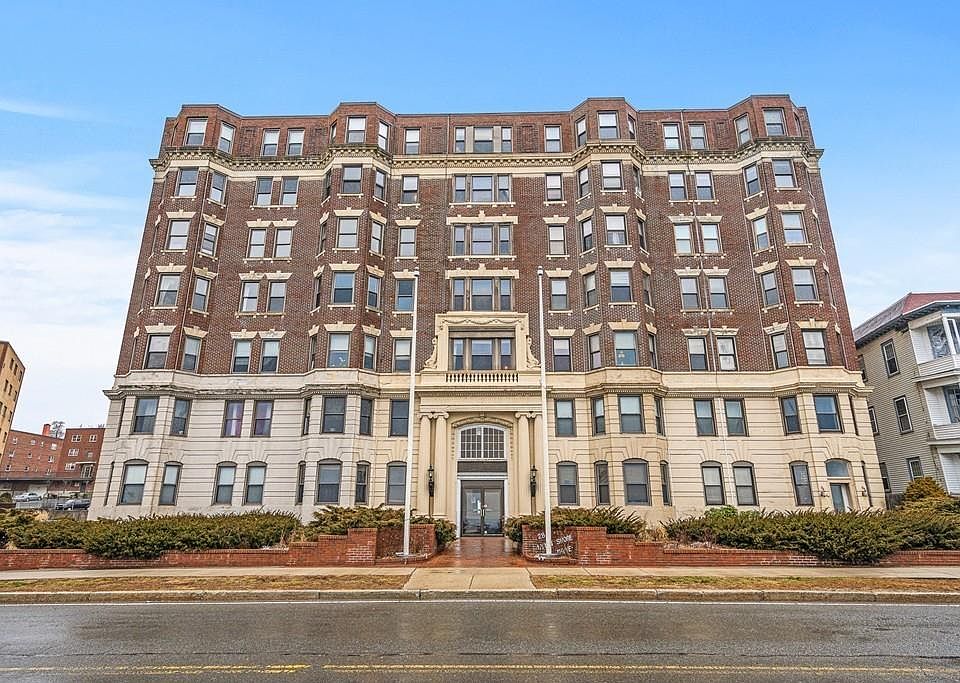 1st image of 285 Lynn Shore Dr APT 405