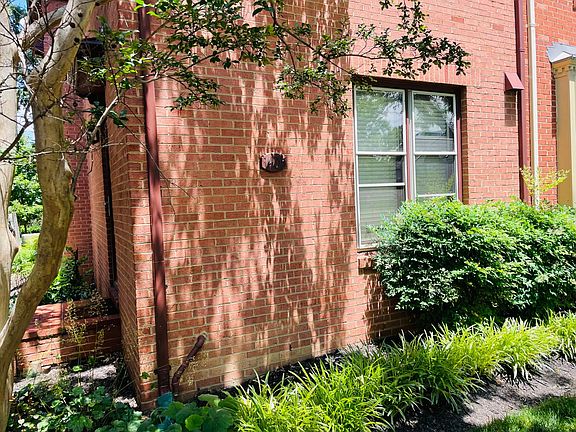 2nd image of 1405 Oronoco St