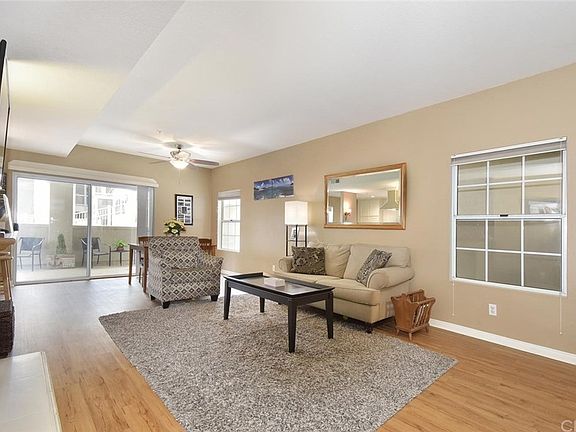 4th image of 1516 Pacific Coast Hwy APT 101