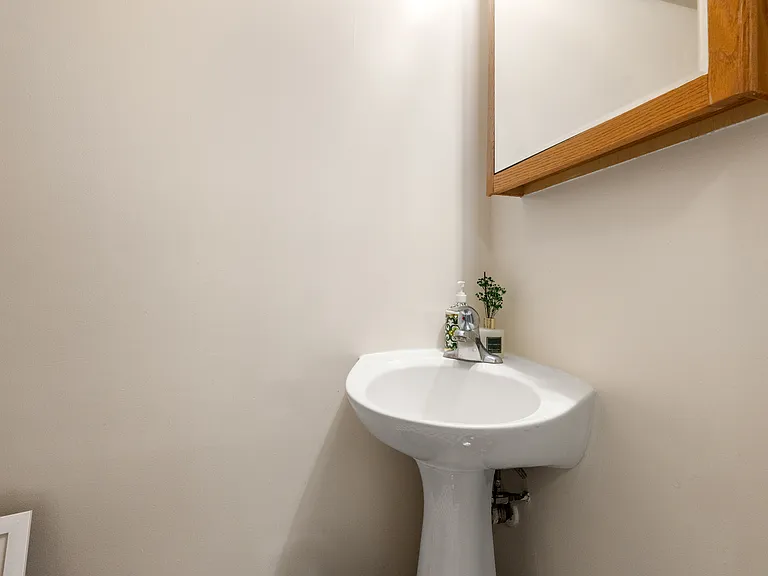 872 Massachusetts Ave #303 — Photo 23
