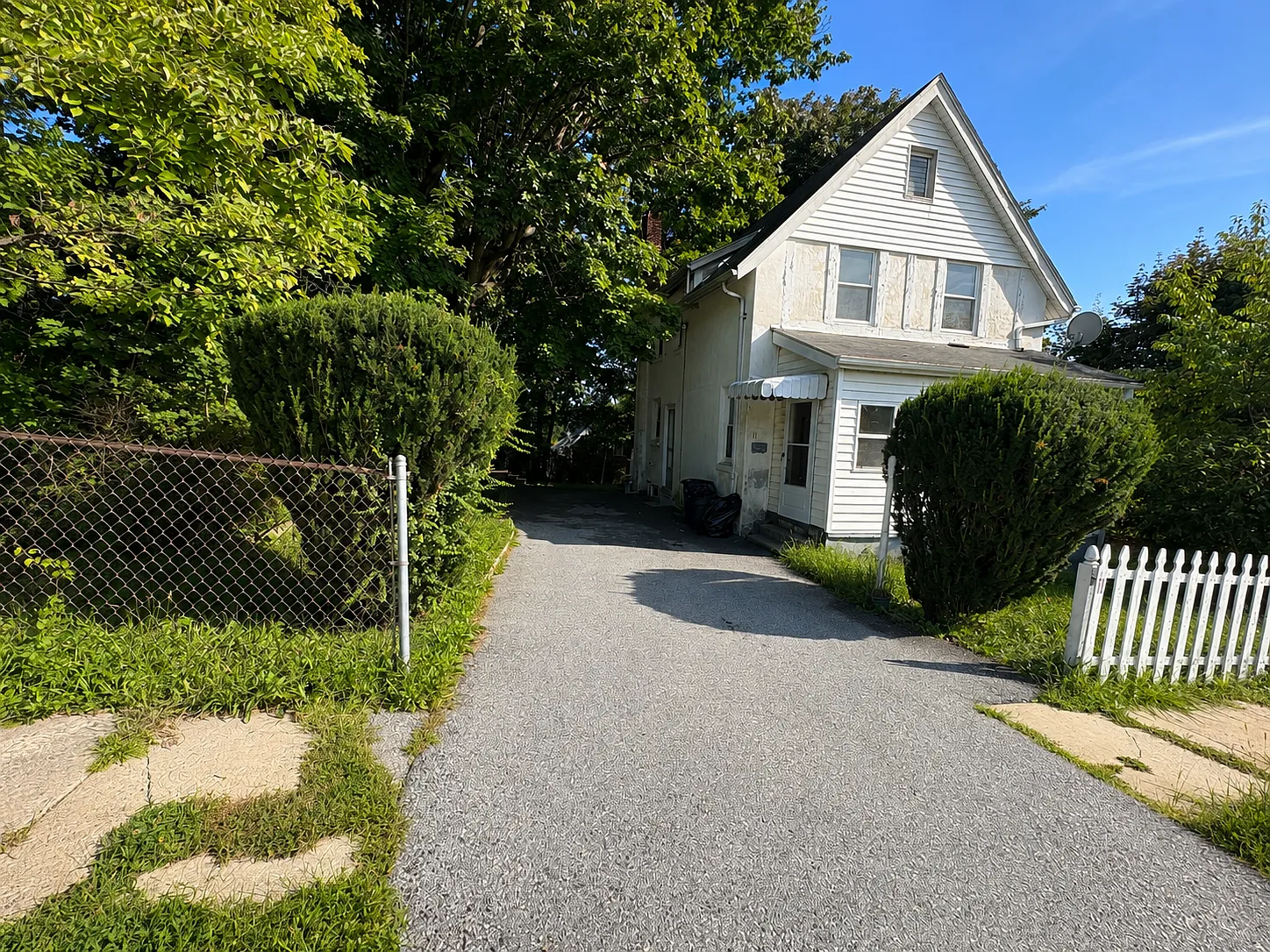 11 Remington Avenue — Photo 2
