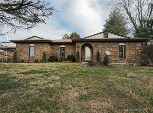 6818 Old Vincennes Rd, Floyds Knobs, IN 47119