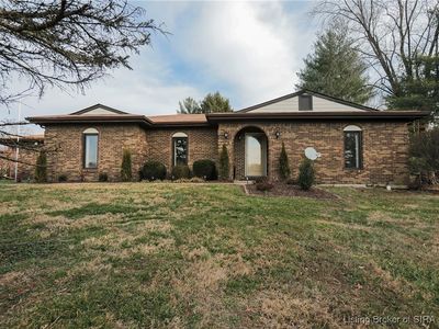 6818 Old Vincennes Road, Floyds Knobs, IN, 47119