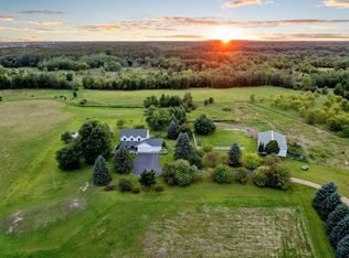 35210 Lily St NW, Cambridge, MN 55008