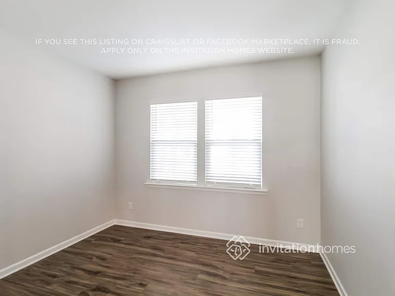 2102 Blackbird Cir — Photo 14