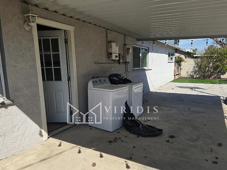 2312 Castro Ln — Photo 15